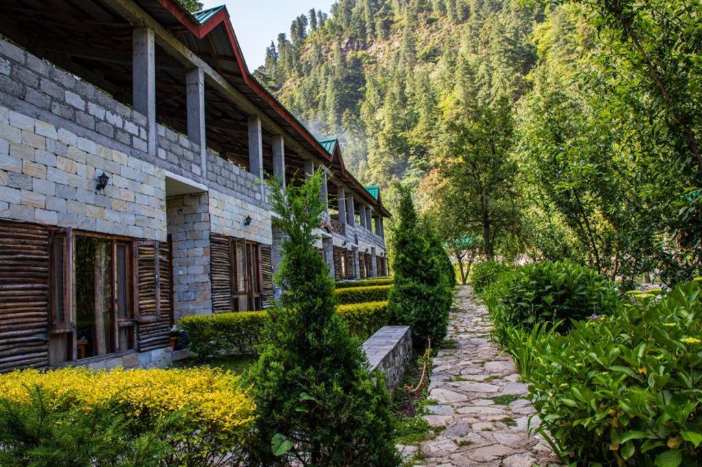 Tirthan Anglers' Retreat Banjār Exterior foto