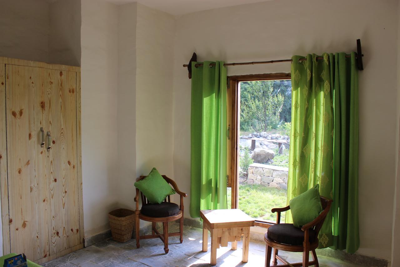 Tirthan Anglers' Retreat Banjār Exterior foto