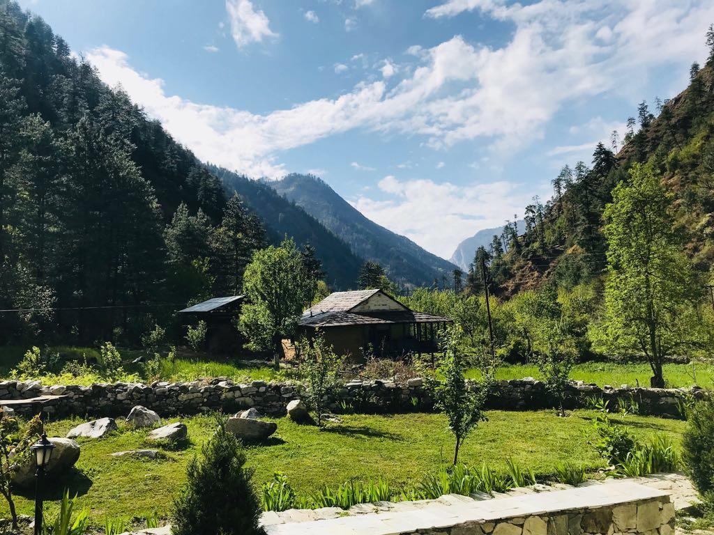 Tirthan Anglers' Retreat Banjār Exterior foto